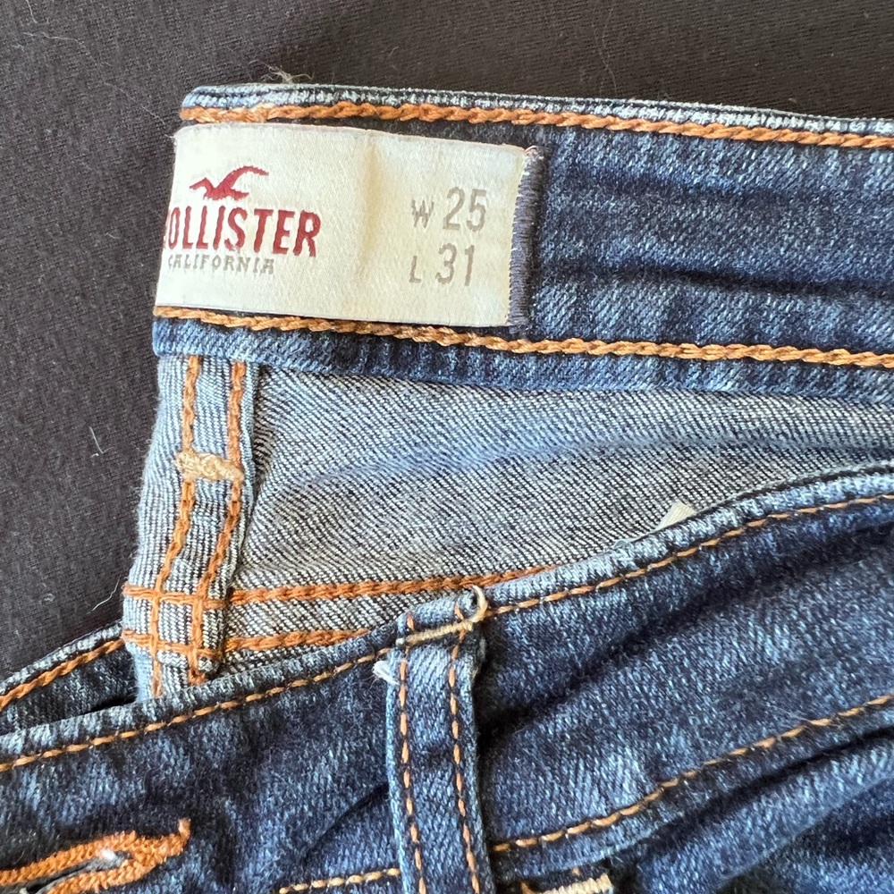 Low rise jeans
